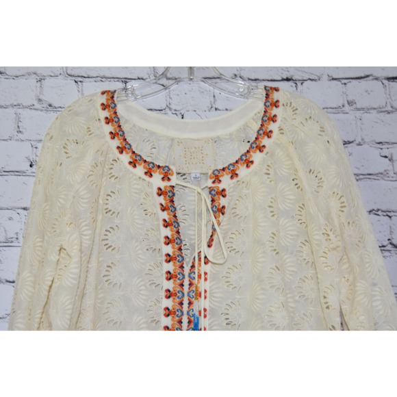 Johnny Was JADE Eyelet Womens Embroidered Floral Boho Beaded Blouse NWOT Small - Picture 3 of 7